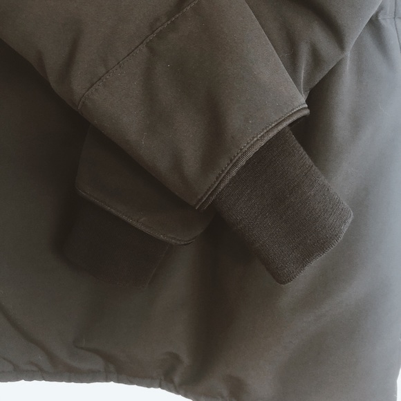 Canada goose women Trillium Fur-Trim Parka XS - Picture 7 of 8